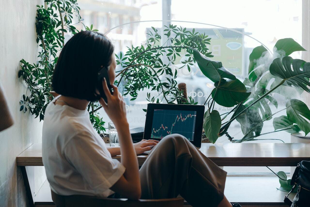 woman-on-phone